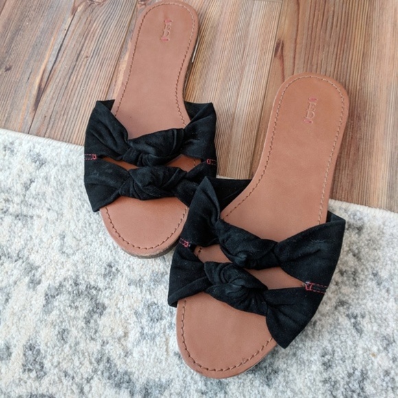 ED by Ellen Degeneres Shoes - ED by ELLEN Black Velvet Twist Slide Sandals